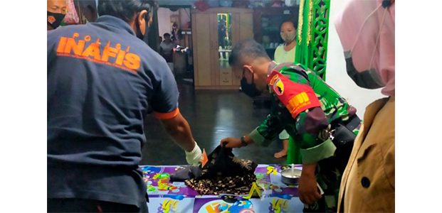 Buang Bayi Yang Baru Dilahirkan, Wanita Muda asal Ngasem Kediri Jadi Pesakitan Polisi Buang Bayi Yang Baru Dilahirkan, Wanita Muda asal Ngasem Kediri Jadi Pesakitan Polisi
