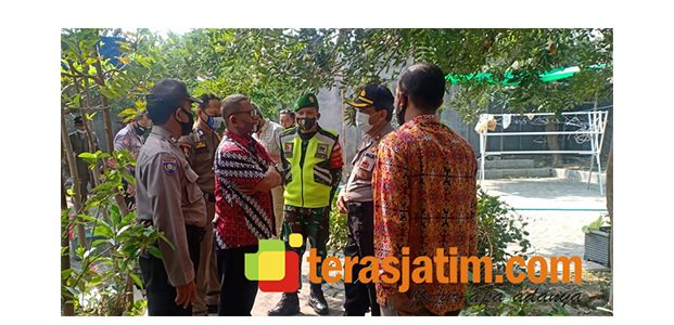 Diduga Keracunan Soto di Acara Hajatan, 15 Orang di Babat Lamongan Dilarikan ke Puskesmas Diduga Keracunan Soto di Acara Hajatan, 15 Orang di Babat Lamongan Dilarikan ke Puskesmas