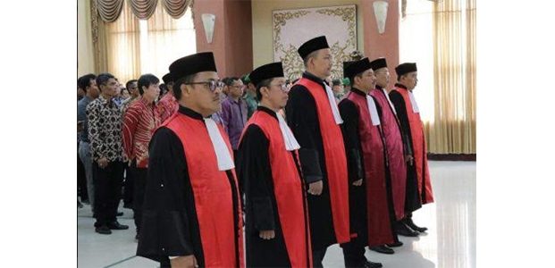 Ketua PN Bojonegoro dan 5 Ketua PN Lainnya Resmi Diganti Ketua PN Bojonegoro dan 5 Ketua PN Lainnya Resmi Diganti