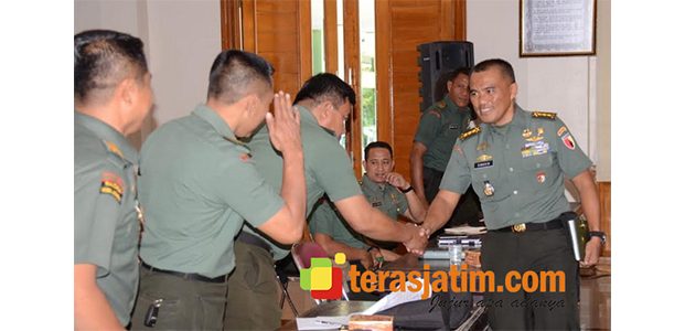 Kodam Brawijaya Gelar Lomba PBB Bagi Pelajar se-Jatim Kodam Brawijaya Gelar Lomba PBB Bagi Pelajar se-Jatim