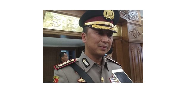 Kombes Sandi Nugroho, Kapolrestabes Surabaya Yang Doyan Rujak Cingur Kombes Sandi Nugroho, Kapolrestabes Surabaya Yang Doyan Rujak Cingur
