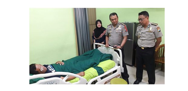 Kondisi Polisi Korban Penyerangan di WBL Lamongan Kian Membaik Kondisi Polisi Korban Penyerangan di WBL Lamongan Kian Membaik