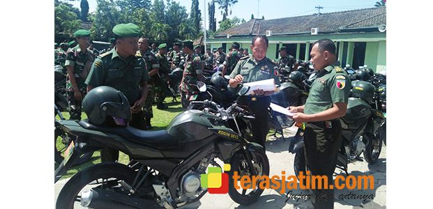 Korem CPYJ Gelar Pemeriksaan Kendaraan Dinas di Kodim Lamongan Korem CPYJ Gelar Pemeriksaan Kendaraan Dinas di Kodim Lamongan
