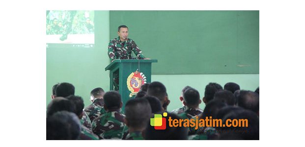 Kunjungi Pamekasan, Danrem Minta Babinsa Menyatu dengan Rakyat Kunjungi Pamekasan, Danrem Minta Babinsa Menyatu dengan Rakyat
