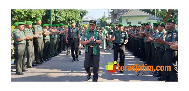 Kunjungi Probolinggo, Danrem Baladhika Jaya Sambangi Lokasi RTLH Kunjungi Probolinggo, Danrem Baladhika Jaya Sambangi Lokasi RTLH