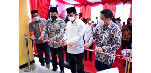 Kepala BNPT Resmikan Rusun Yayasan Lingkar Perdamian di Tenggulun Lamongan Kepala BNPT Resmikan Rusun Yayasan Lingkar Perdamian di Tenggulun Lamongan