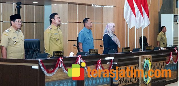 DPRD Lamongan Gelar Rapat Paripurna Agenda Jawaban Atas PU Fraksi Terkait Raperda PAPBD 2023 DPRD Lamongan Gelar Rapat Paripurna Agenda Jawaban Atas PU Fraksi Terkait Raperda PAPBD 2023