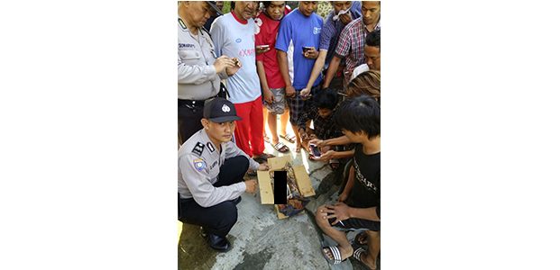 Lagi, Mayat Bayi Ditemukan Teronggok di bawah Jembatan Jodipan Kota Malang Lagi, Mayat Bayi Ditemukan Teronggok di bawah Jembatan Jodipan Kota Malang