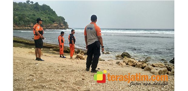 Pantai Blitar Selatan Kembali Telan Korban, Kali ini Warga Kediri Hilang Terseret Ombak Pantai Blitar Selatan Kembali Telan Korban, Kali ini Warga Kediri Hilang Terseret Ombak
