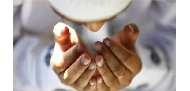 ‘Lelaku’ Suro dan Tahun Baru 1438 Hijriah ‘Lelaku’ Suro dan Tahun Baru 1438 Hijriah