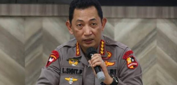 Erupsi Semeru, Kapolri Perintahkan Gelar Operasi Kemanusiaan di Lumajang Erupsi Semeru, Kapolri Perintahkan Gelar Operasi Kemanusiaan di Lumajang