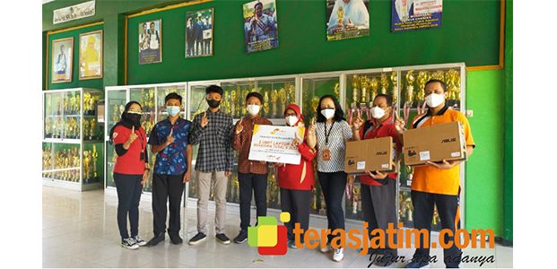 Apresiasi Pelajar Berprestasi di Ponorogo, MPM Honda Jatim Berikan Beasiswa dan Laptop Apresiasi Pelajar Berprestasi di Ponorogo, MPM Honda Jatim Berikan Beasiswa dan Laptop