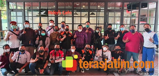 Goes To Jamnas PVN, Komunitas Honda Vario Kopdar di MPM Rider Café Surabaya Goes To Jamnas PVN, Komunitas Honda Vario Kopdar di MPM Rider Café Surabaya