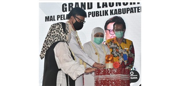 Gubernur dan MenPAN-RB Resmikan Mall Pelayanan Publik Magetan Gubernur dan MenPAN-RB Resmikan Mall Pelayanan Publik Magetan