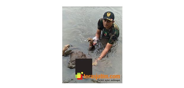 Mayat Laki-Laki Ditemukan Mengapung di Sungai Gembong Pasuruan Mayat Laki-Laki Ditemukan Mengapung di Sungai Gembong Pasuruan