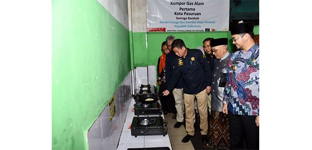 Menteri ESDM Resmikan Jaringan Gas Kota Pasuruan Menteri ESDM Resmikan Jaringan Gas Kota Pasuruan