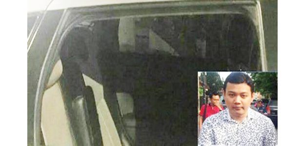 Mobil Putra Wali Kota Surabaya, Jadi Sasaran Aksi Pencurian Dengan Modus Pecah Kaca Mobil Putra Wali Kota Surabaya, Jadi Sasaran Aksi Pencurian Dengan Modus Pecah Kaca