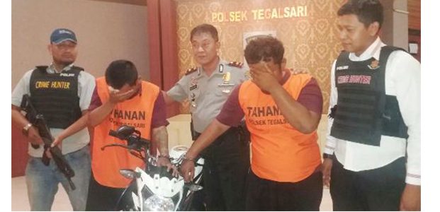 Modus Pinjam Motor dan Gandakan Kunci Kontak, Dua Pemuda ini Gondol Motor Teman Sendiri Modus Pinjam Motor dan Gandakan Kunci Kontak, Dua Pemuda ini Gondol Motor Teman Sendiri