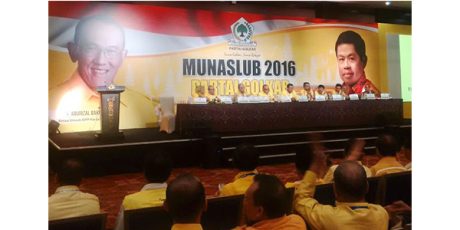 Partai Golkar Keluar dari KMP dan Dukung Pemerintah