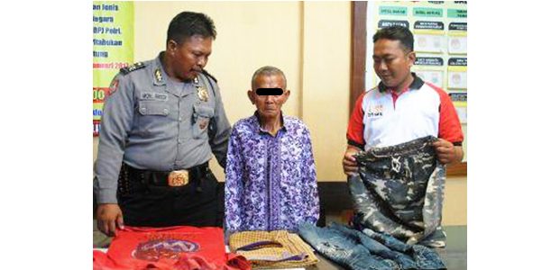 Nafsu Masih Membara, Seorang Kakek Tak Beristri Sodomi Bocah SD Nafsu Masih Membara, Seorang Kakek Tak Beristri Sodomi Bocah SD