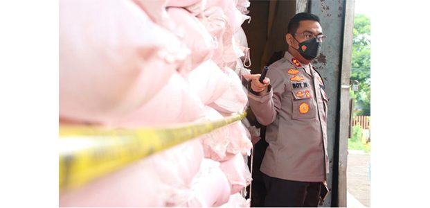 Polres Nganjuk Ungkap Jaringan Penyalahgunaan Pupuk Bersubsidi Polres Nganjuk Ungkap Jaringan Penyalahgunaan Pupuk Bersubsidi