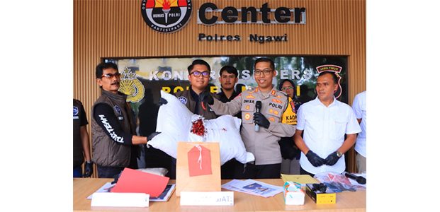 5 Napi di Lapas Madiun Kendalikan Aksi Penipuan Online 5 Napi di Lapas Madiun Kendalikan Aksi Penipuan Online