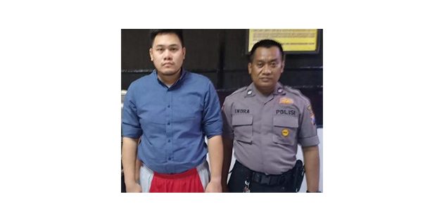 Oknum Pilot Yang Pukul Karyawan Hotel, Resmi Ditahan Oknum Pilot Yang Pukul Karyawan Hotel, Resmi Ditahan