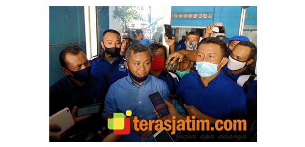 PAN Usulkan Husnul Aqib Gantikan Wiji, Sebagai Wakil Ketua DPRD Lamongan PAN Usulkan Husnul Aqib Gantikan Wiji, Sebagai Wakil Ketua DPRD Lamongan