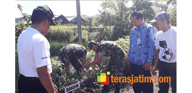 PWI Ponorogo Gelar Penghijauan dan Bhakti Sosial PWI Ponorogo Gelar Penghijauan dan Bhakti Sosial