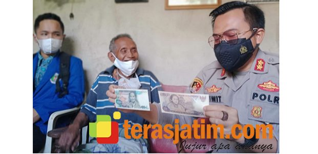 Warga Pacitan Kudu Bangga, Salah Satu Pengukir Uang Kertas RI Ternyata Orang Bandar Warga Pacitan Kudu Bangga, Salah Satu Pengukir Uang Kertas RI Ternyata Orang Bandar