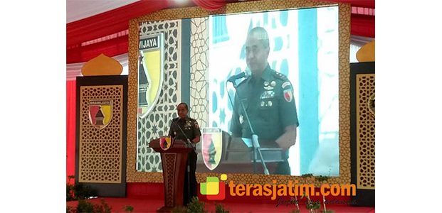 Pangdam Resmikan Masjid Al-Arif di Komplek Kodim Lamongan Pangdam Resmikan Masjid Al-Arif di Komplek Kodim Lamongan