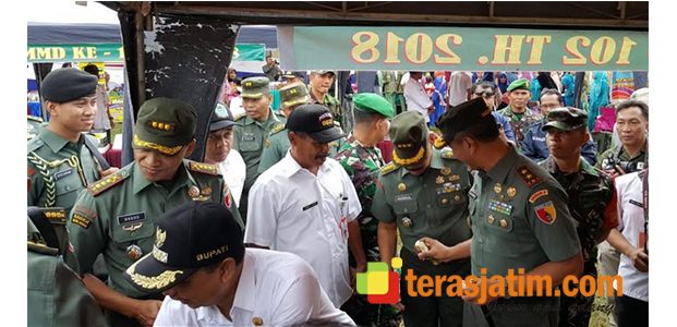 Pangdam Tutup Program TMMD di Lumajang Pangdam Tutup Program TMMD di Lumajang