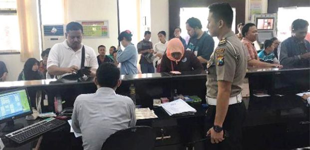 Pasca Libur Panjang Lebaran, Samsat Banyuwangi Berikan Dispensasi Pasca Libur Panjang Lebaran, Samsat Banyuwangi Berikan Dispensasi