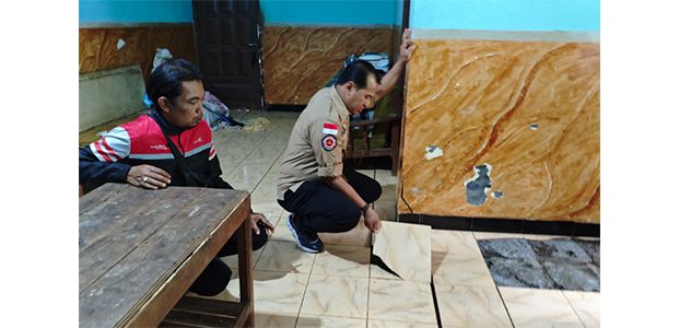 Fenomena Tanah Gerak di Dusun Sempu Pasuruan, Puluhan Rumah Warga Rusak Fenomena Tanah Gerak di Dusun Sempu Pasuruan, Puluhan Rumah Warga Rusak