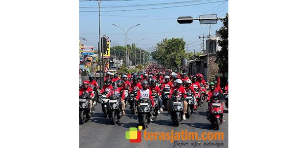 Parade Vario160 Pasuruan Disambut Antusias Ribuan Pecinta Honda Vario Parade Vario160 Pasuruan Disambut Antusias Ribuan Pecinta Honda Vario