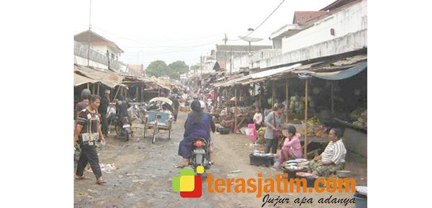 Pedagang Pasar Besuki Tolak Rencana Pembangunan Pasar Induk Baru Pedagang Pasar Besuki Tolak Rencana Pembangunan Pasar Induk Baru