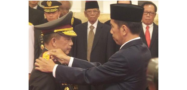Kapolri: Pelayanan di Kantor Polisi Harus Seperti di Bank Kapolri: Pelayanan di Kantor Polisi Harus Seperti di Bank
