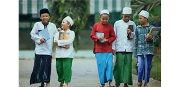 Pemprov Jatim Selaraskan Program One Pesantren One Product (OPOP) Pemprov Jatim Selaraskan Program One Pesantren One Product (OPOP)