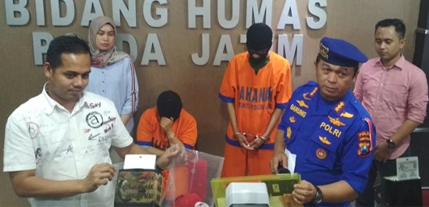 Penggerebekan Karaoke Maxi Brillian Blitar, 2 Orang Jadi Tersangka Penggerebekan Karaoke Maxi Brillian Blitar, 2 Orang Jadi Tersangka