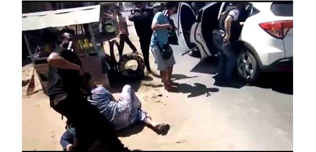 Penyergapan di Sampang, Polisi Amankan 2 Bandar Besar dan 9 Kilogram Lebih Sabu Penyergapan di Sampang, Polisi Amankan 2 Bandar Besar dan 9 Kilogram Lebih Sabu