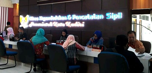 Percepat Perekaman e-KTP, Dispendukcapil Kota Kediri Buka Layanan di hari Sabtu Percepat Perekaman e-KTP, Dispendukcapil Kota Kediri Buka Layanan di hari Sabtu