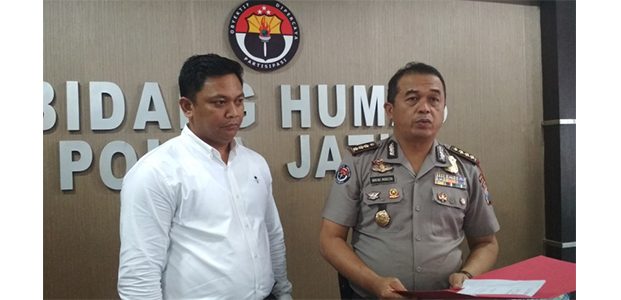Polda Jatim Tetapkan Sugi Nur Raharja alias Gus Nur Sebagai Tersangka Polda Jatim Tetapkan Sugi Nur Raharja alias Gus Nur Sebagai Tersangka