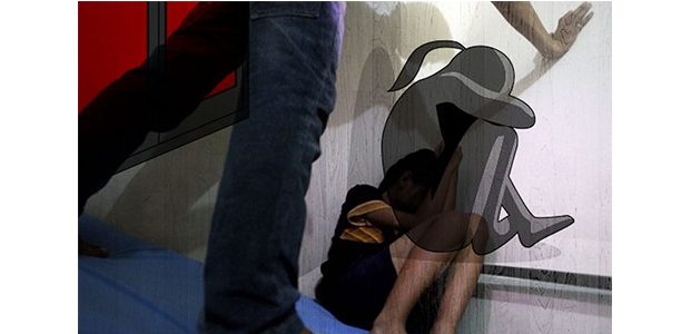 Polisi Amankan Oknum Guru SMP di Jombang yang Cabuli Puluhan Siswinya Polisi Amankan Oknum Guru SMP di Jombang yang Cabuli Puluhan Siswinya