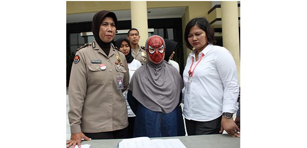 Polisi Bongkar Praktek Prostitusi di Panti Pijat Polisi Bongkar Praktek Prostitusi di Panti Pijat