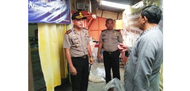 Polisi Dalami Motif Anggota DPRD Kota Batu yang Nekat Gantung Diri Polisi Dalami Motif Anggota DPRD Kota Batu yang Nekat Gantung Diri