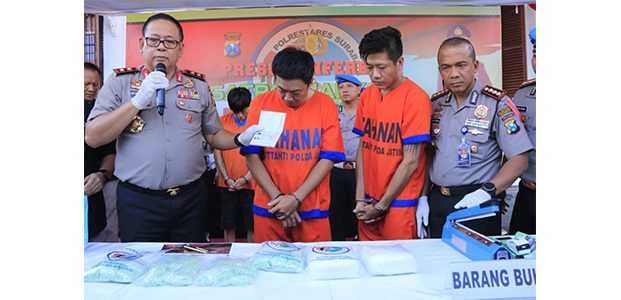 Polisi Tangkap 3 Pengedar Narkoba Jaringan Internasional dan Lapas Polisi Tangkap 3 Pengedar Narkoba Jaringan Internasional dan Lapas
