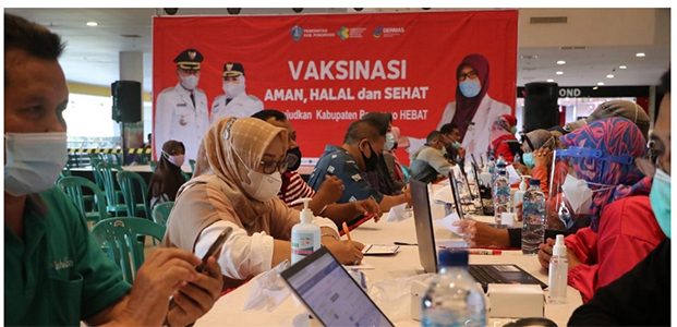 Dalam 2 Bulan, 20 Ribu Warga di Ponorogo Disuntik Vaksin Covid-19 Dalam 2 Bulan, 20 Ribu Warga di Ponorogo Disuntik Vaksin Covid-19