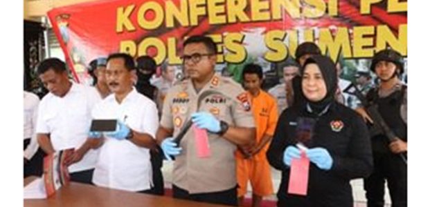 Preman Ini Paksa Sepasang ABG ‘Hohohihe’ di Depan Matanya Preman Ini Paksa Sepasang ABG ‘Hohohihe’ di Depan Matanya