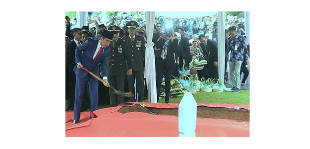 Presiden Jokowi Pimpin Upacara Pemakaman Ibu Ani Yudhoyono Presiden Jokowi Pimpin Upacara Pemakaman Ibu Ani Yudhoyono