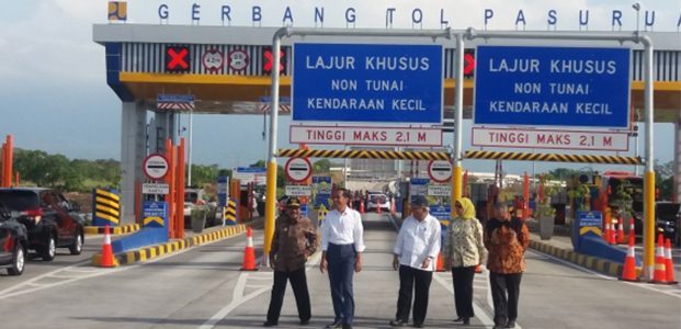 Presiden Jokowi Resmikan Jalan Tol Pasuruan-Rembang Presiden Jokowi Resmikan Jalan Tol Pasuruan-Rembang